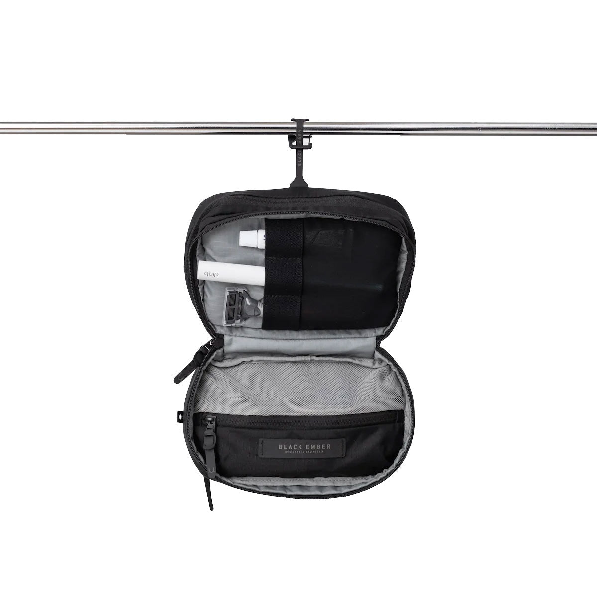 Black Ember : Dopp Kit