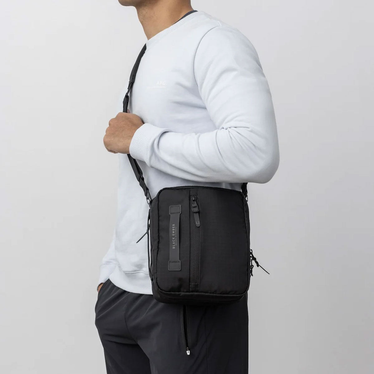 Black Ember : Boarding Kit Shoulder Strap : Jet Black