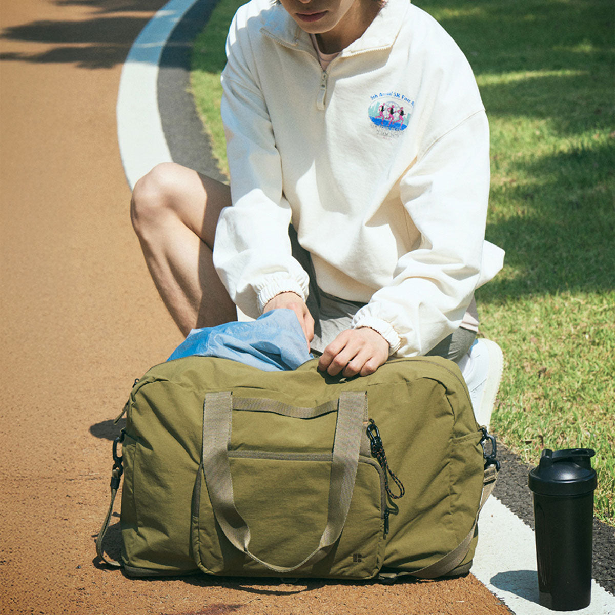 Branden : Multi-packable Boston Bag (29L-36L) : Olive