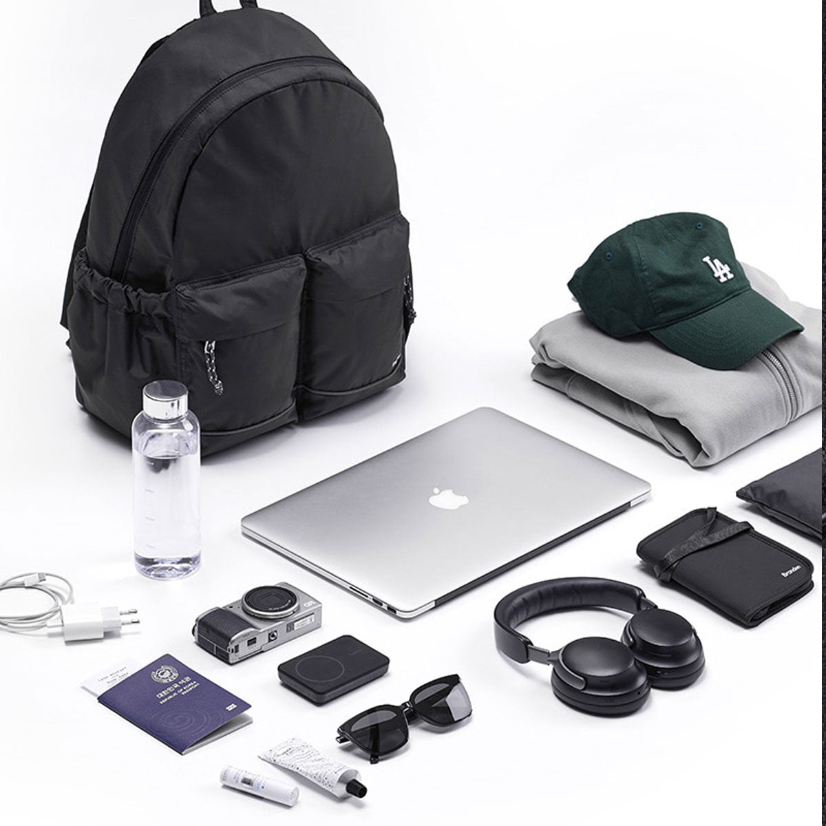 Branden : Safe Backpack (Anti-Theft) 21L : Beige