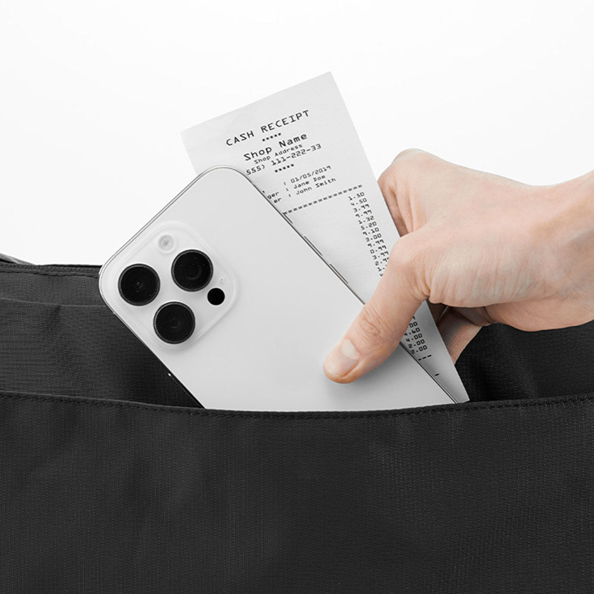 Branden : Safe Cross Body Bag L (RFID) : Black