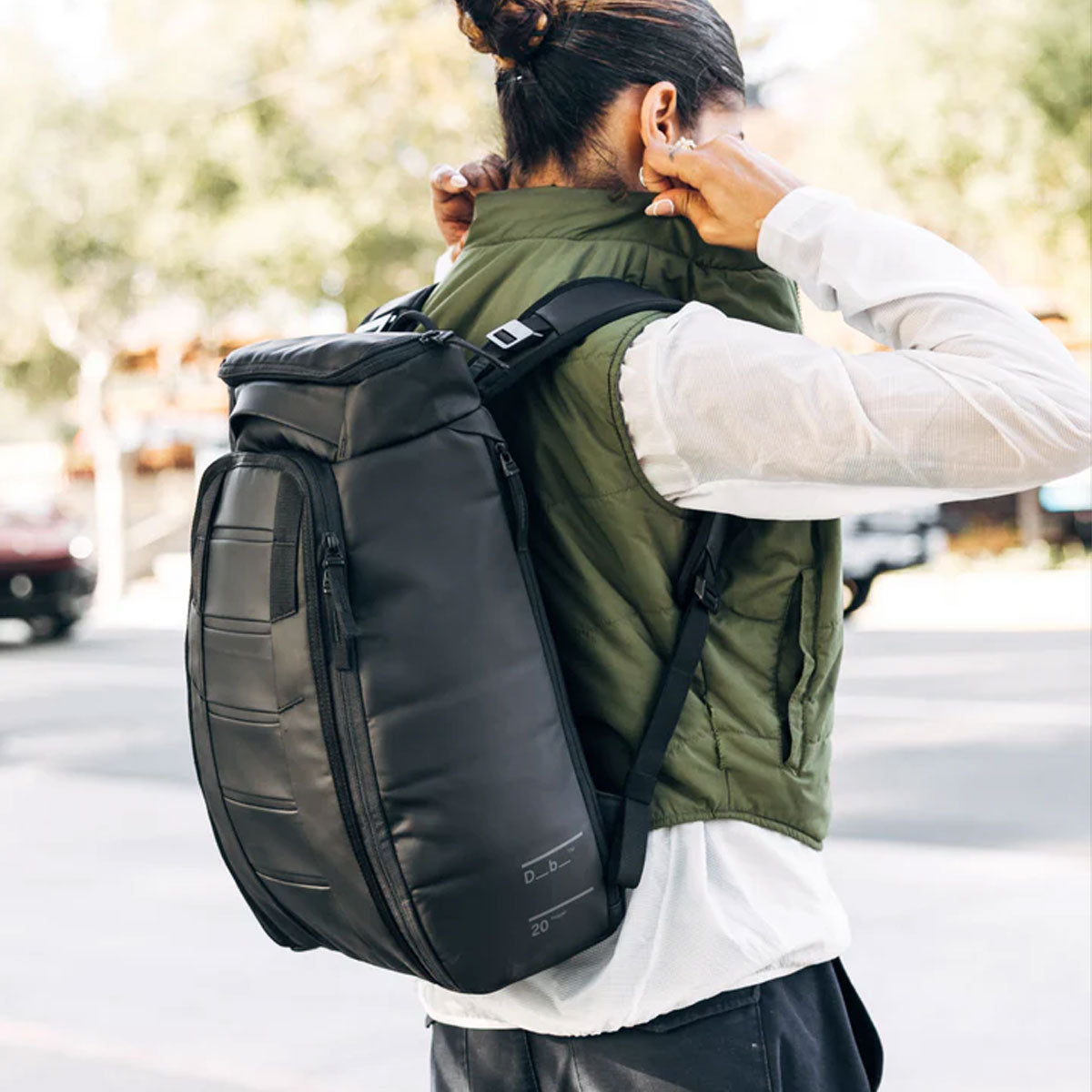 Db Journey : Hugger Backpack 20L : Black Out