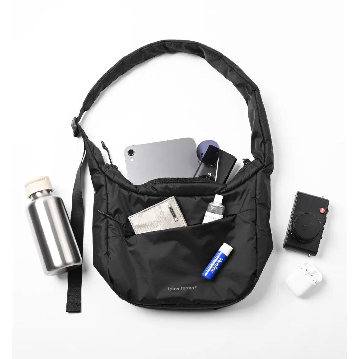 Fyber Forma : Puff Cross Padding Bag 5L : Black