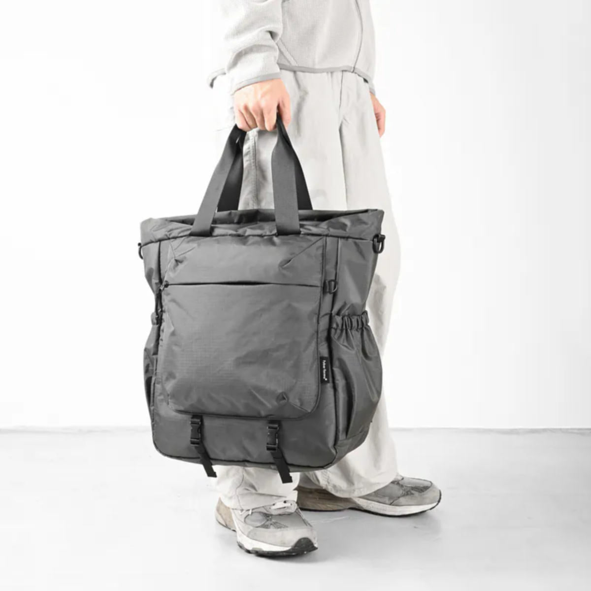 Fyber Forma : Rover 3-Way Backpack 18L : Dark Gray