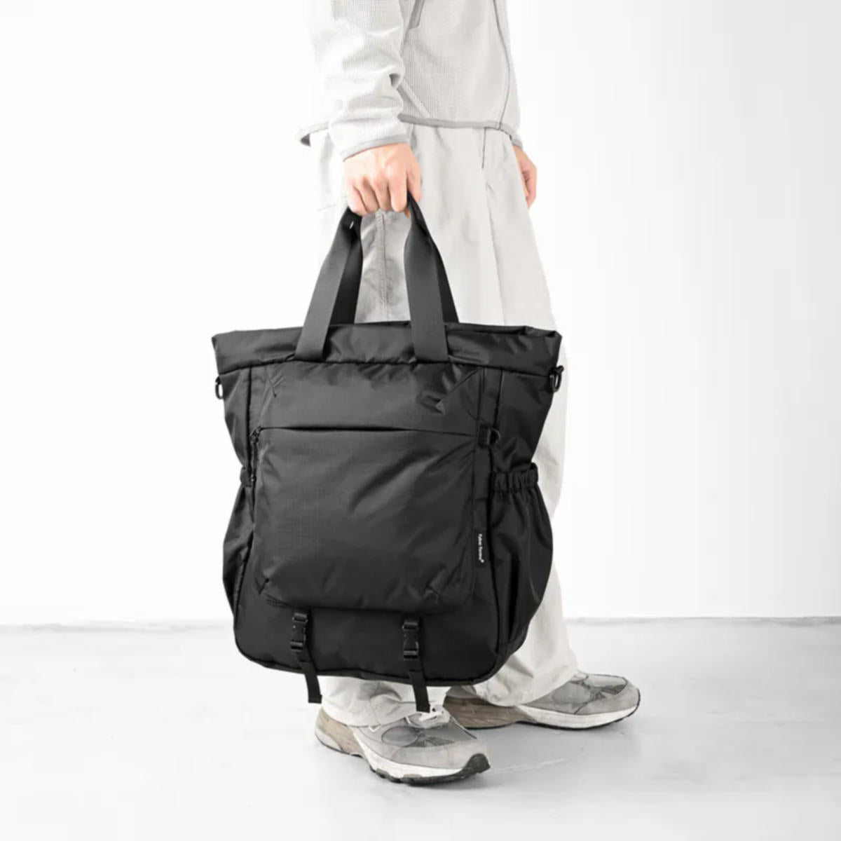 Fyber Forma : Rover 3-Way Backpack 18L : Black