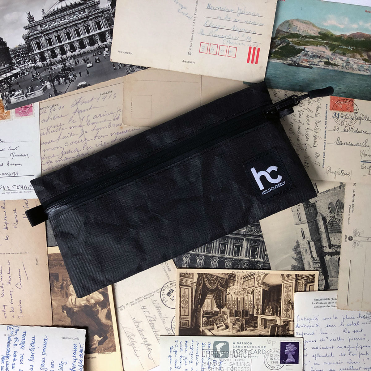 Heldclosely : The Pouch Ultra200x