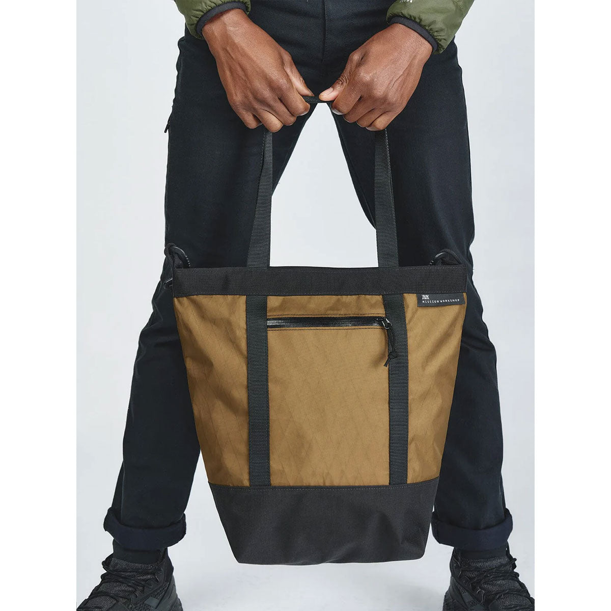Mission Workshop : Helix 10L Tote : Black VX