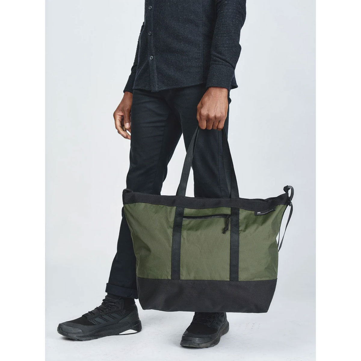 Mission Workshop : Helix 15L Tote : Olive VX