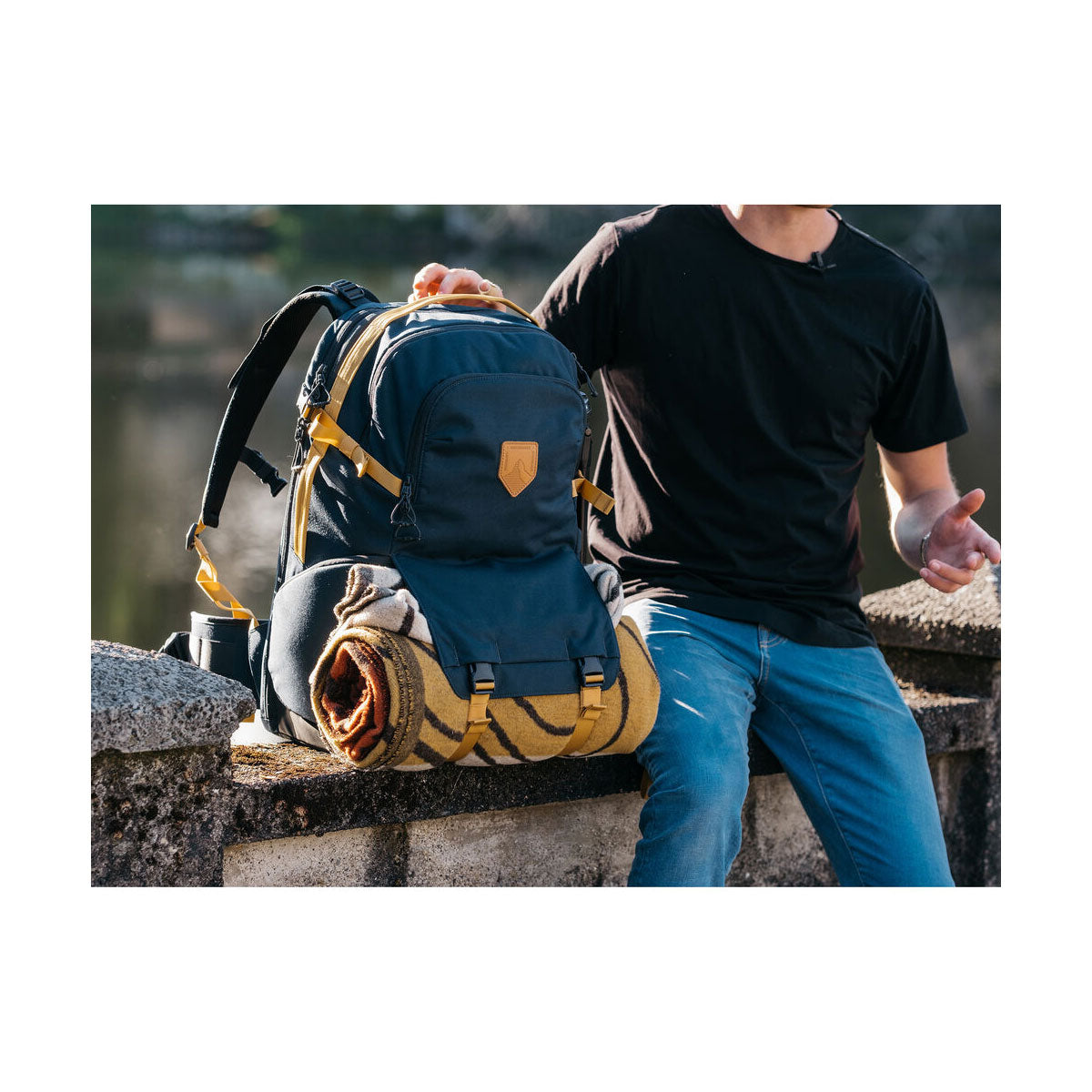 Moment : DayChaser Travel Camera Pack 35L : Black