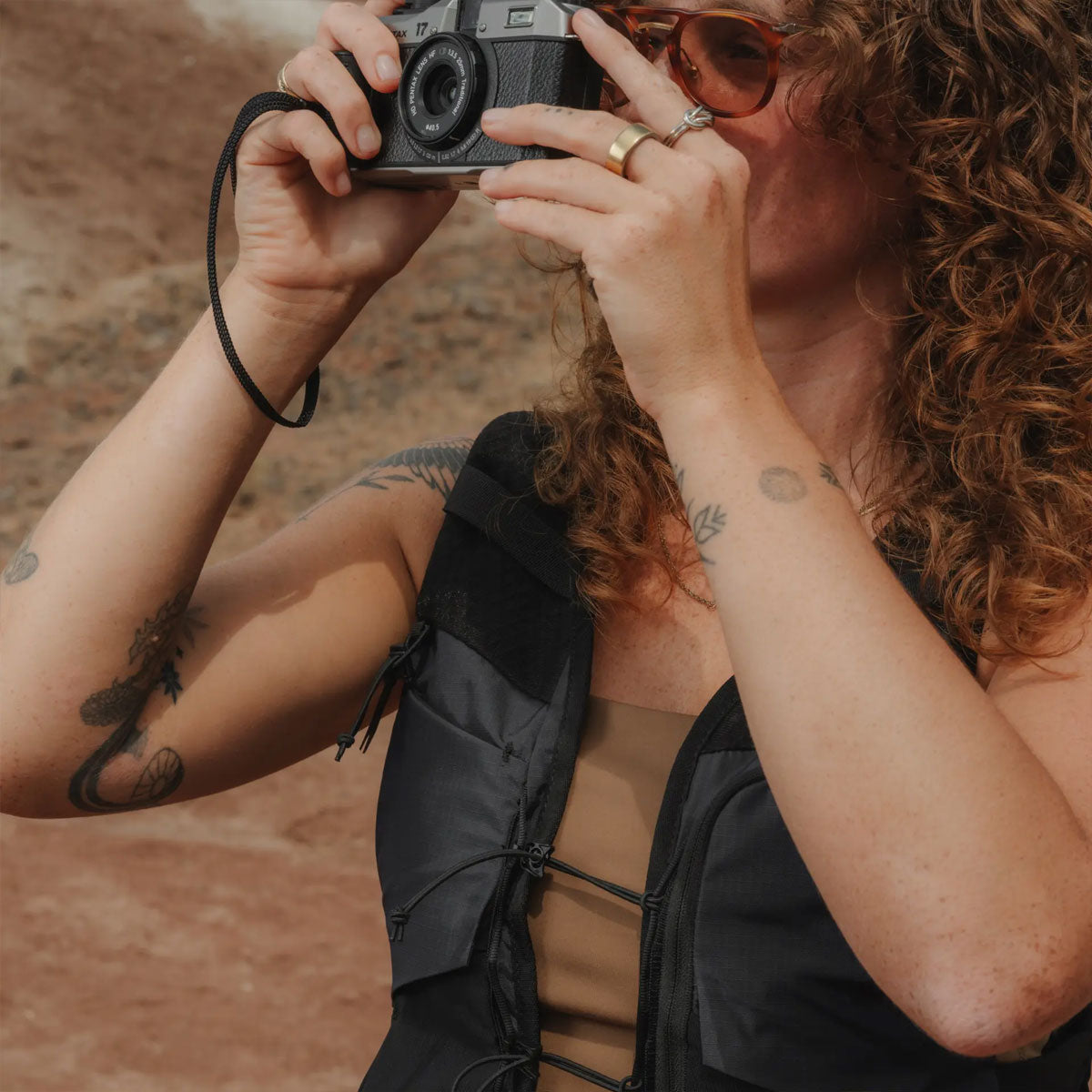 Moment : Exposure Vest 10L : Desert