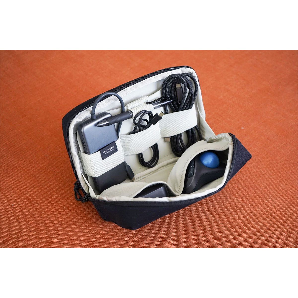 Moment : MTW Tech Organizer : Workwear