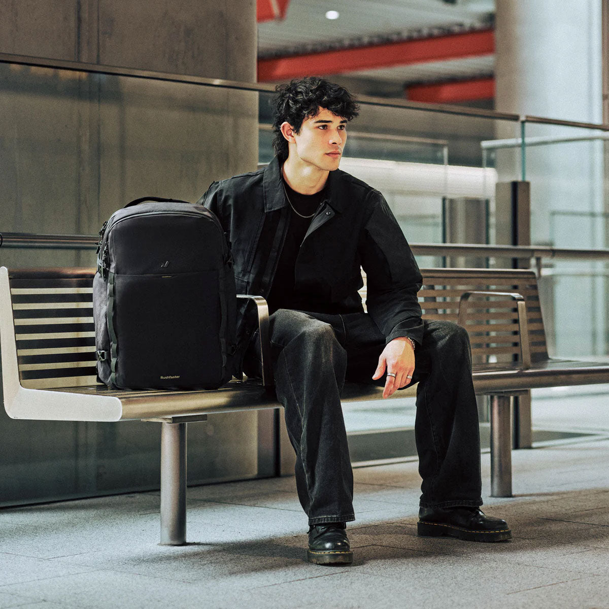 Rushfaster : Travel Backpack 36L : Black