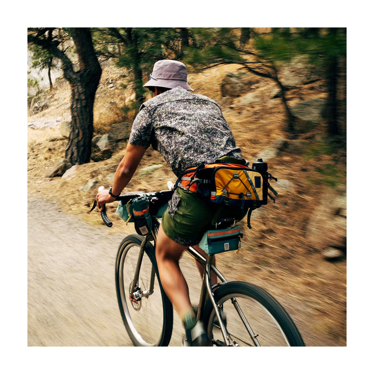 Topo Designs : Mountain Hydro Hip Pack : Black/Neutral
