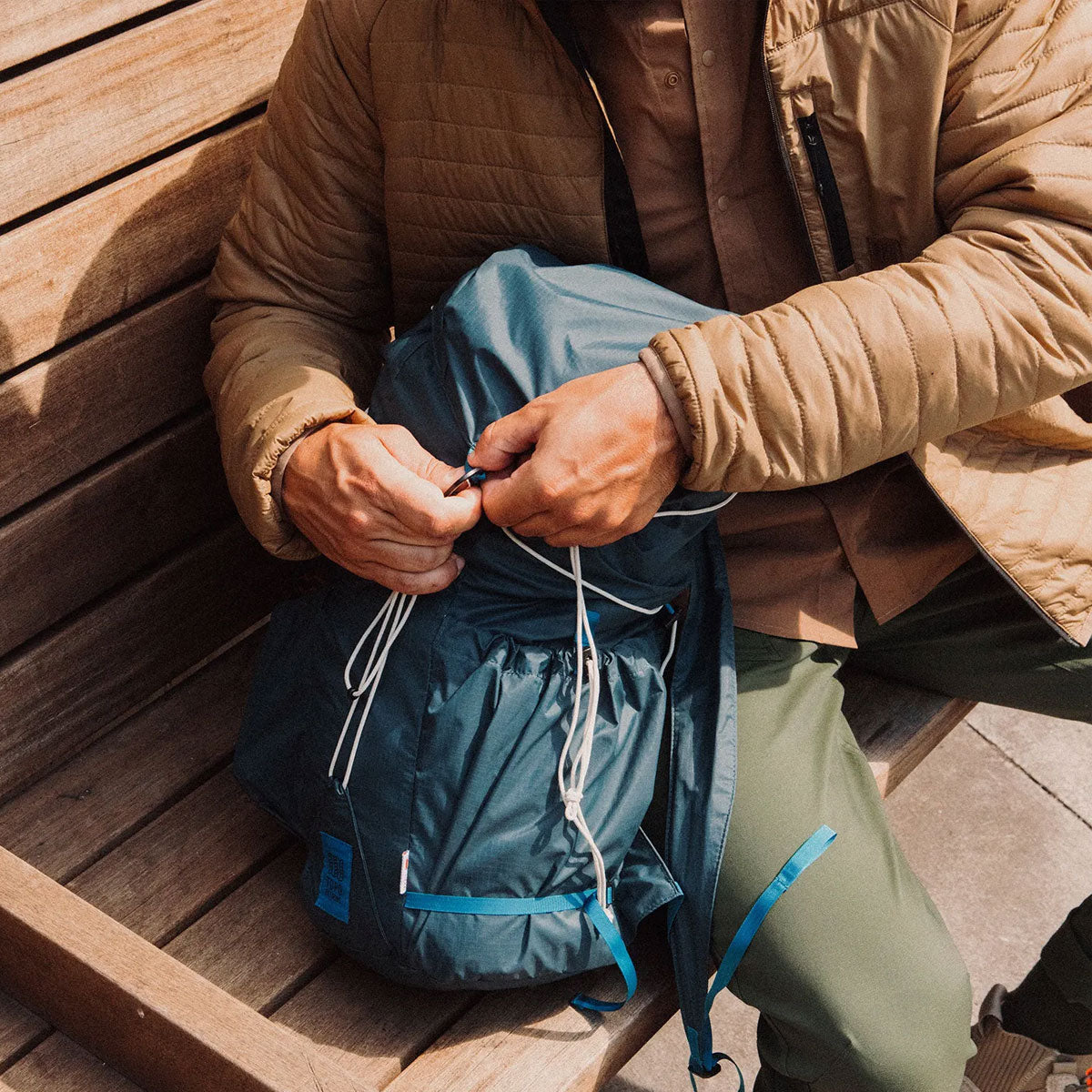 Topo Designs : TopoLite Cinch Pack 16L : Olive