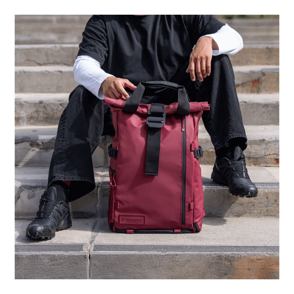 Wandrd : PRVKE V4 Backpack : Rhone Burgundy