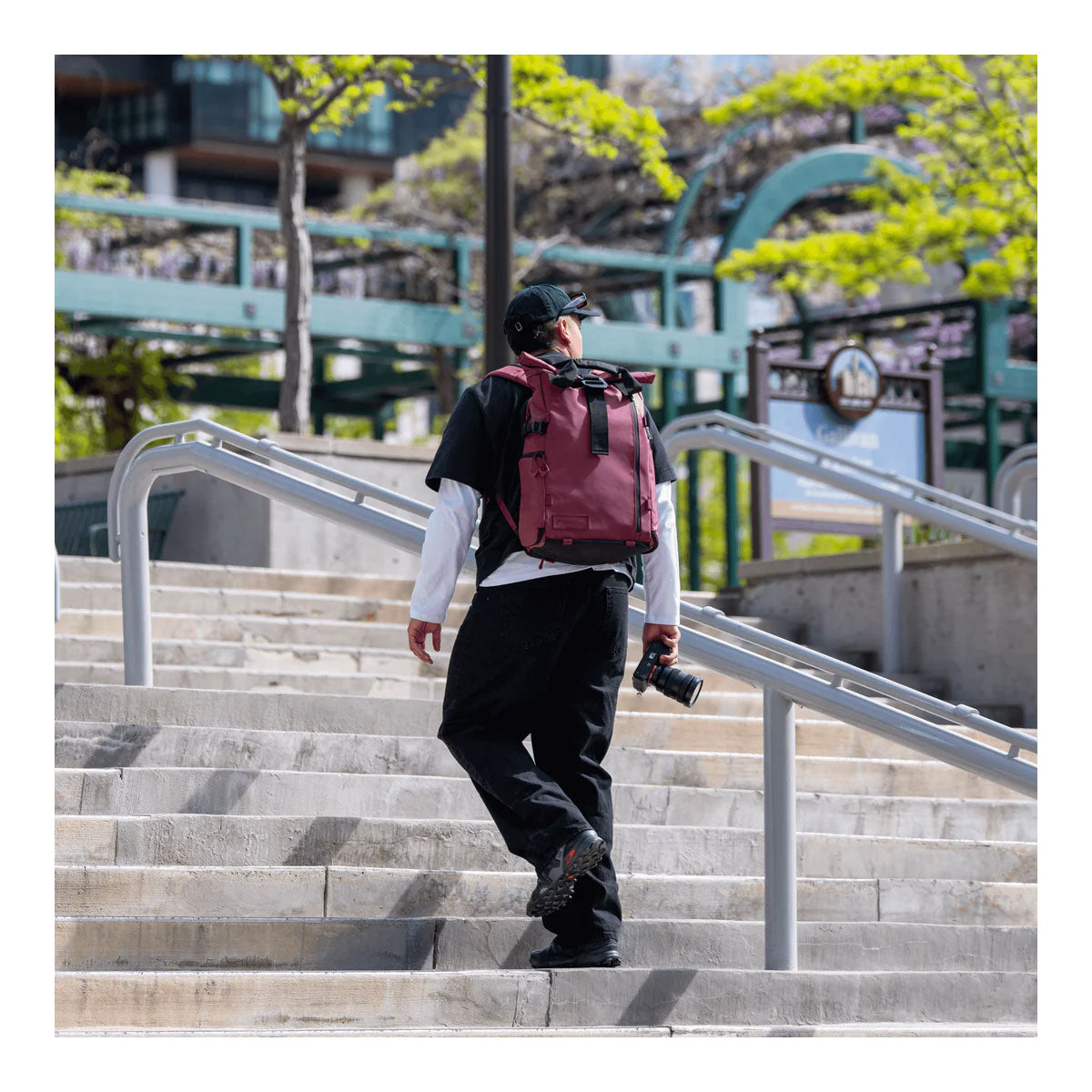 Wandrd : PRVKE V4 Backpack : Rhone Burgundy