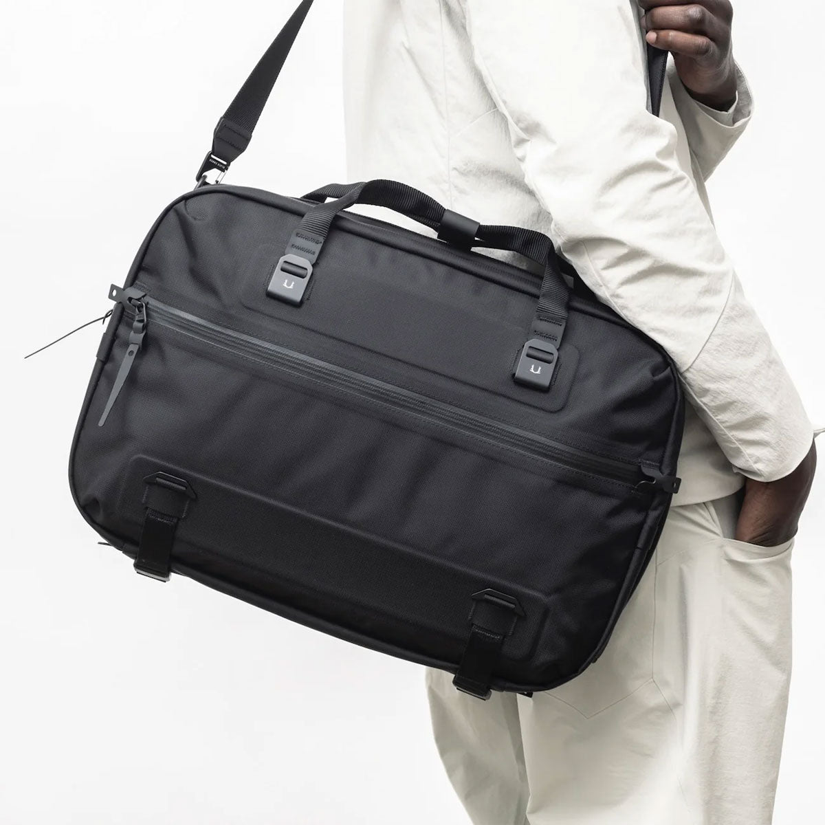 Black Ember : Forge SB 20 Liter : Black