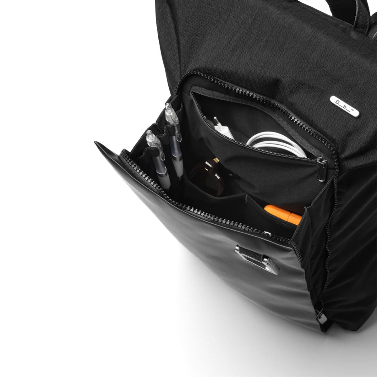 Db Journey : Entour Daypack 18L : Black Out