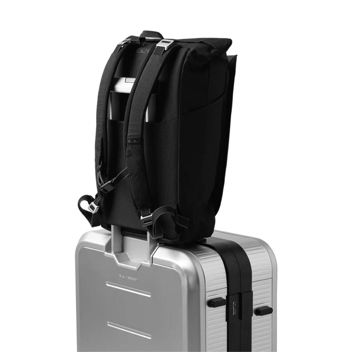 Db Journey : Entour Daypack 18L : Black Out