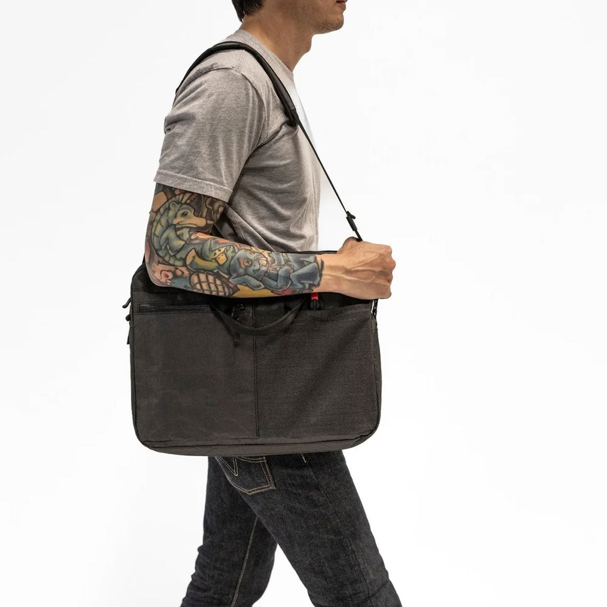 Heldclosely : The Briefcase EPX200 : Navy
