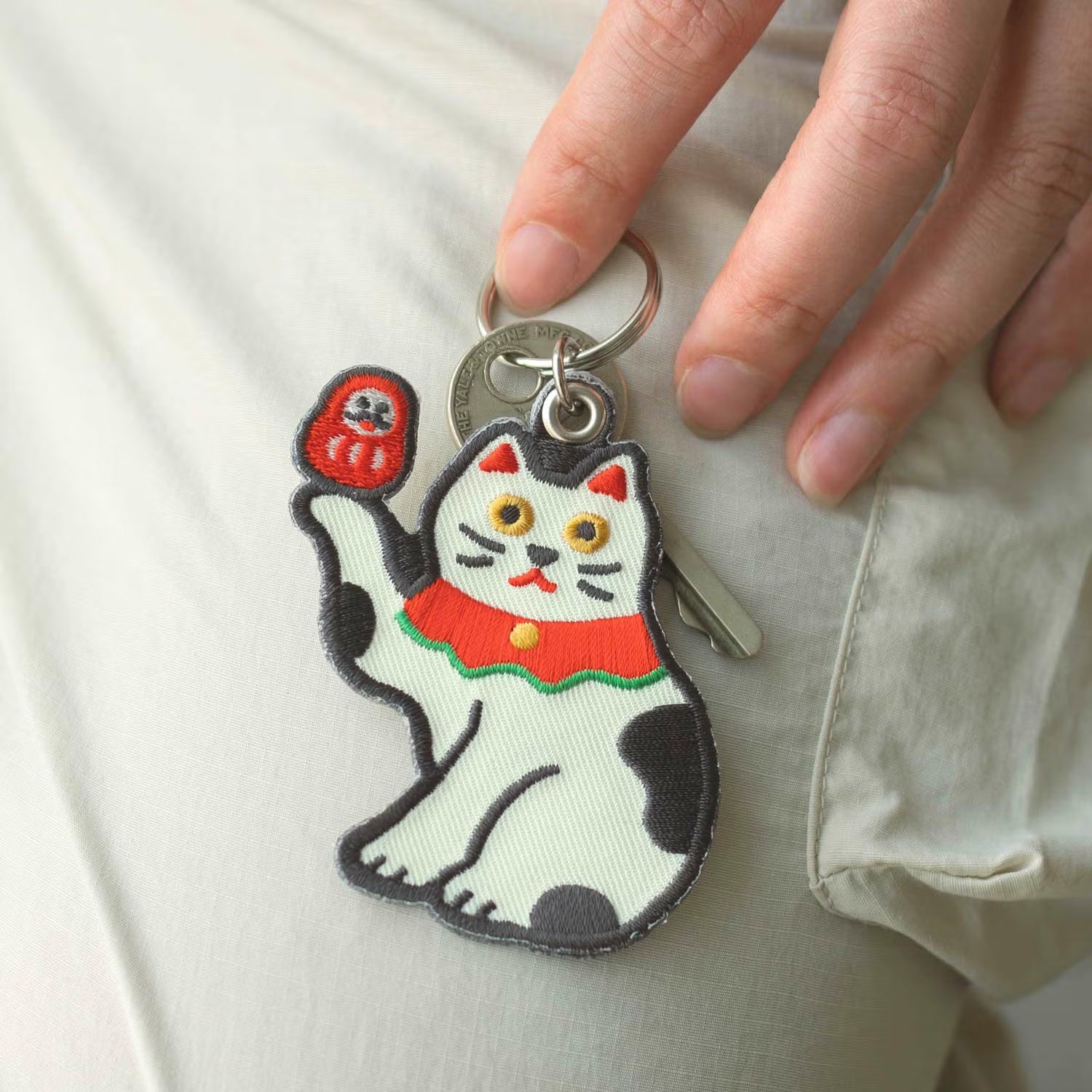 New Retro : Stitchwork Keychain : Maneki-neko