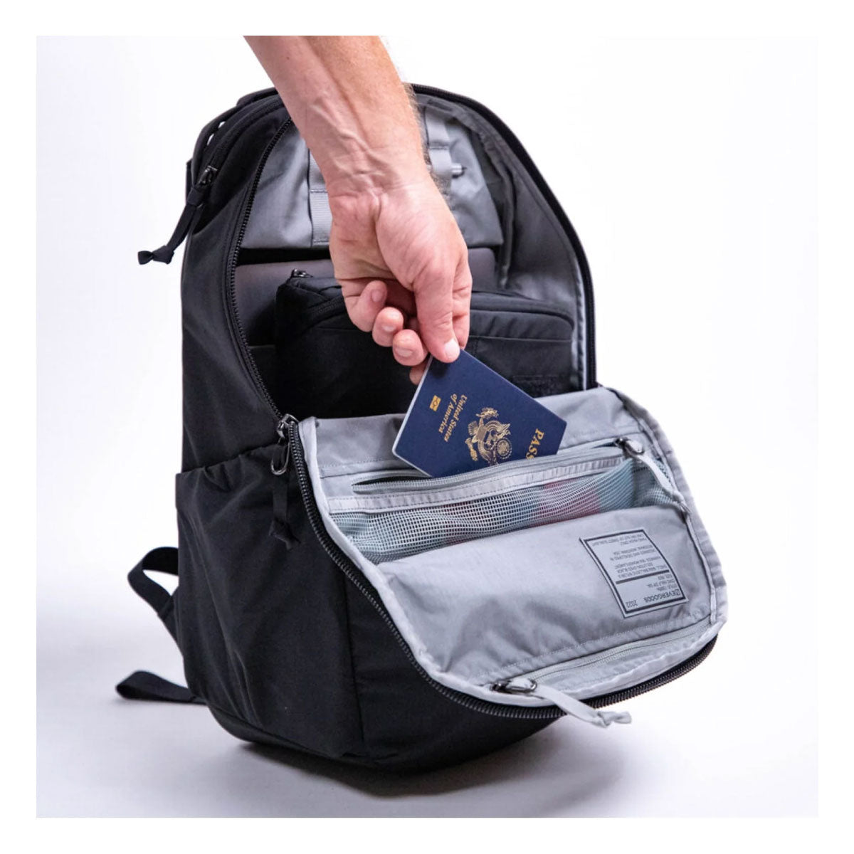 Civic Half Zip 26L | EVERGOODS