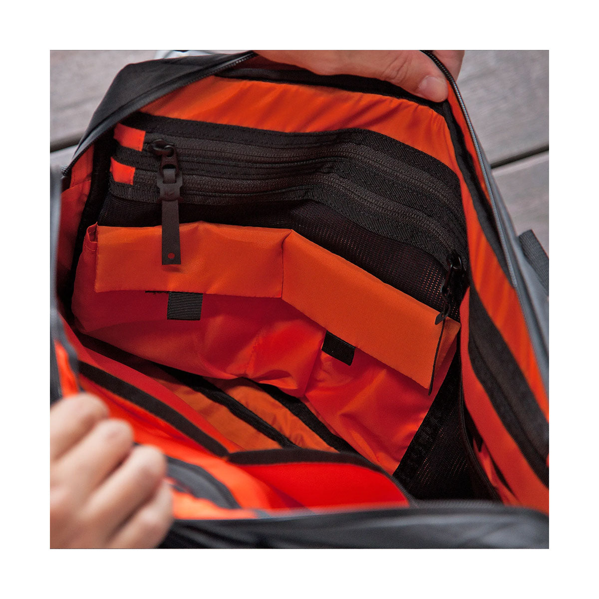 Code Of Bell : Apex Liner Pro - 2+1 Way Shoulder Bag