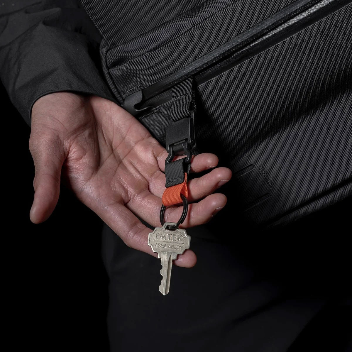 [PO] Black Ember : Grip Sling 12 : Jet Black (Embertex™)