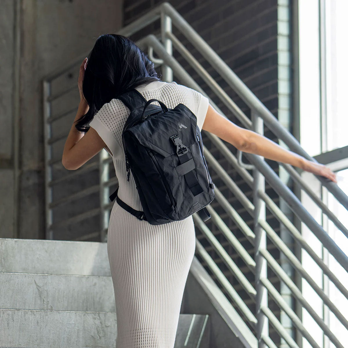 Errant Sling X-Pac 15L by Boundary Supply | The Bag Creature