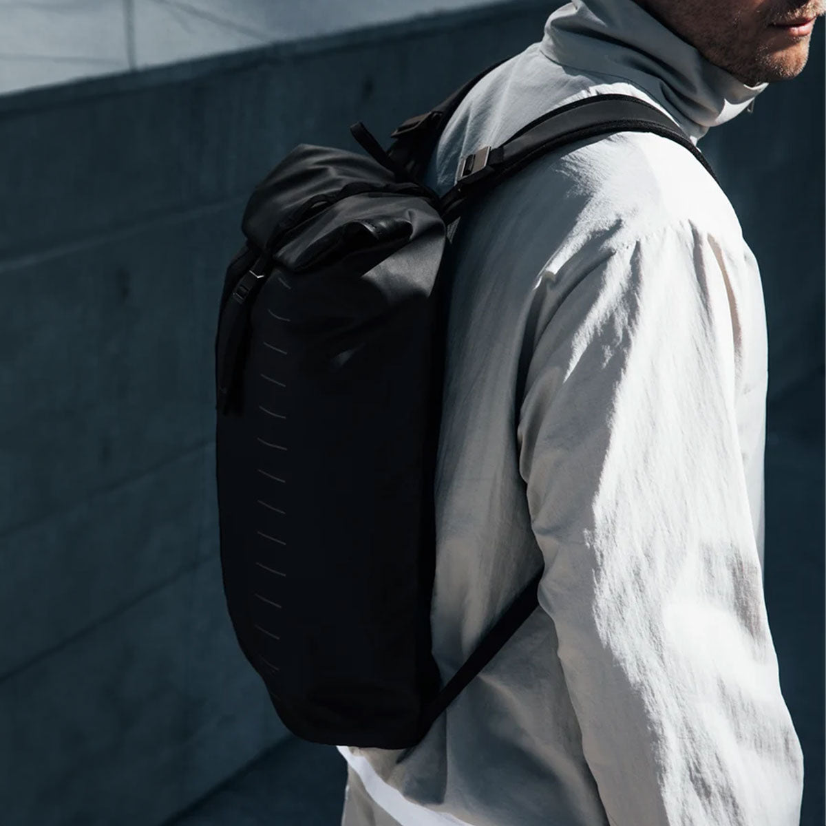 Db Journey : Essential Backpack 12L : Black Out