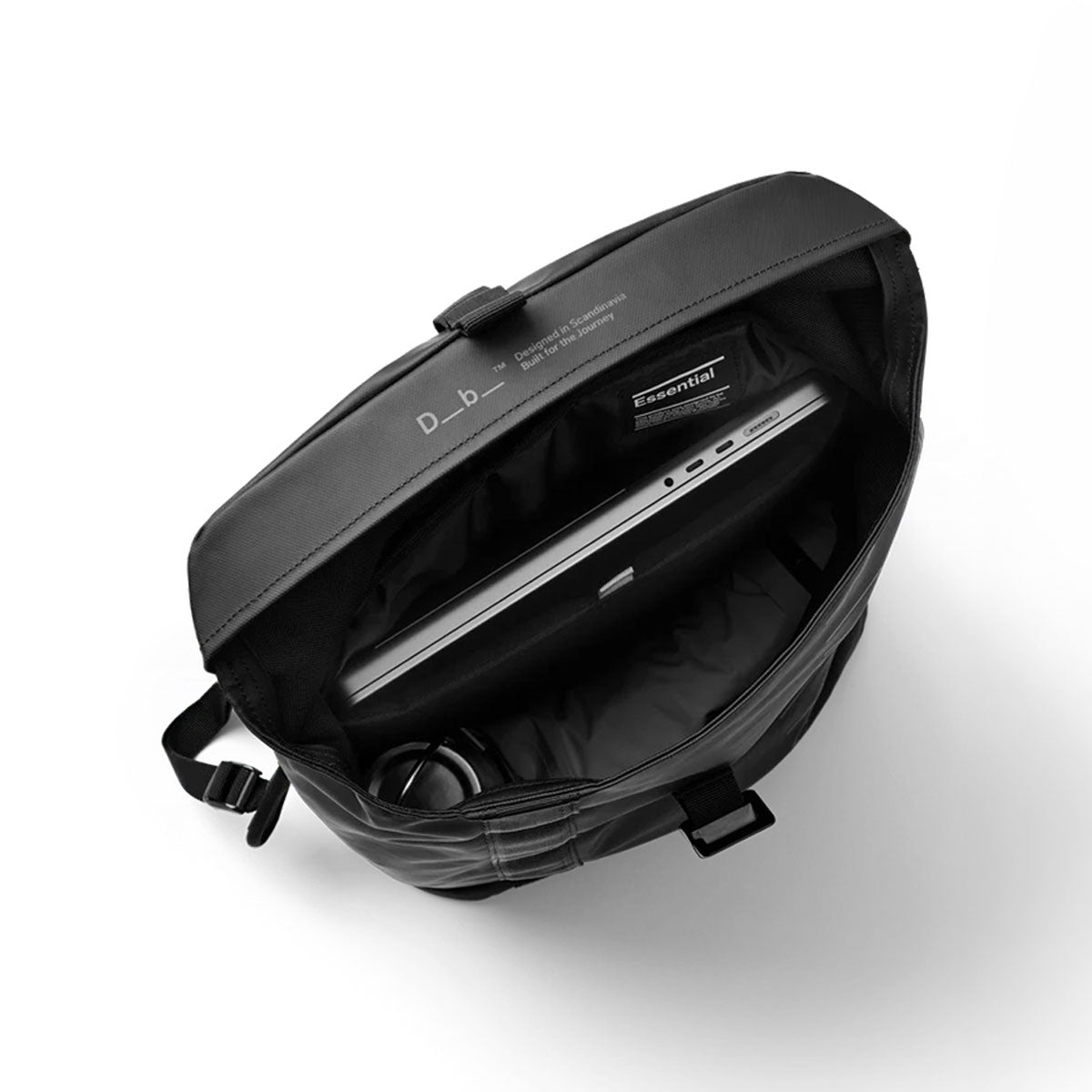 Db Journey : Essential Backpack 12L : Black Out