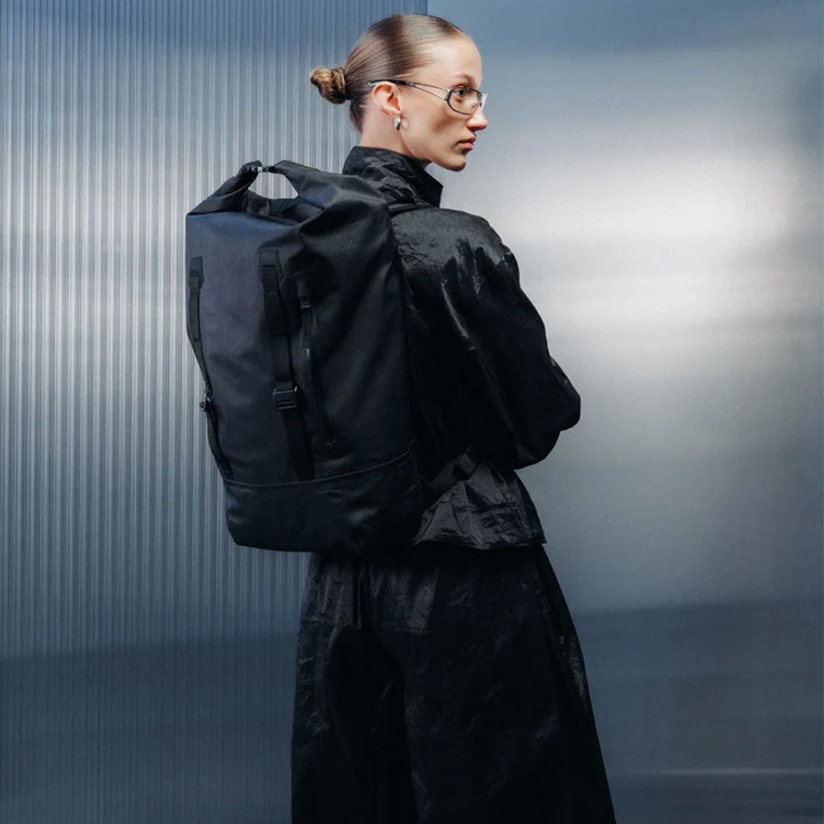 Db Journey : Essential Rolltop Backpack 32L : Black Out