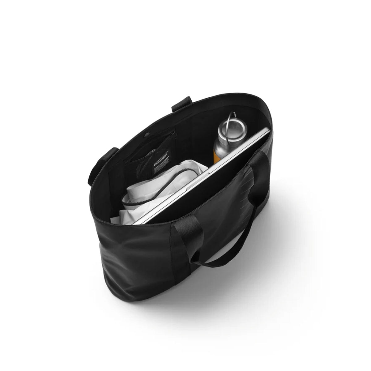 Db Journey : Essential Tote 16L : Black Out