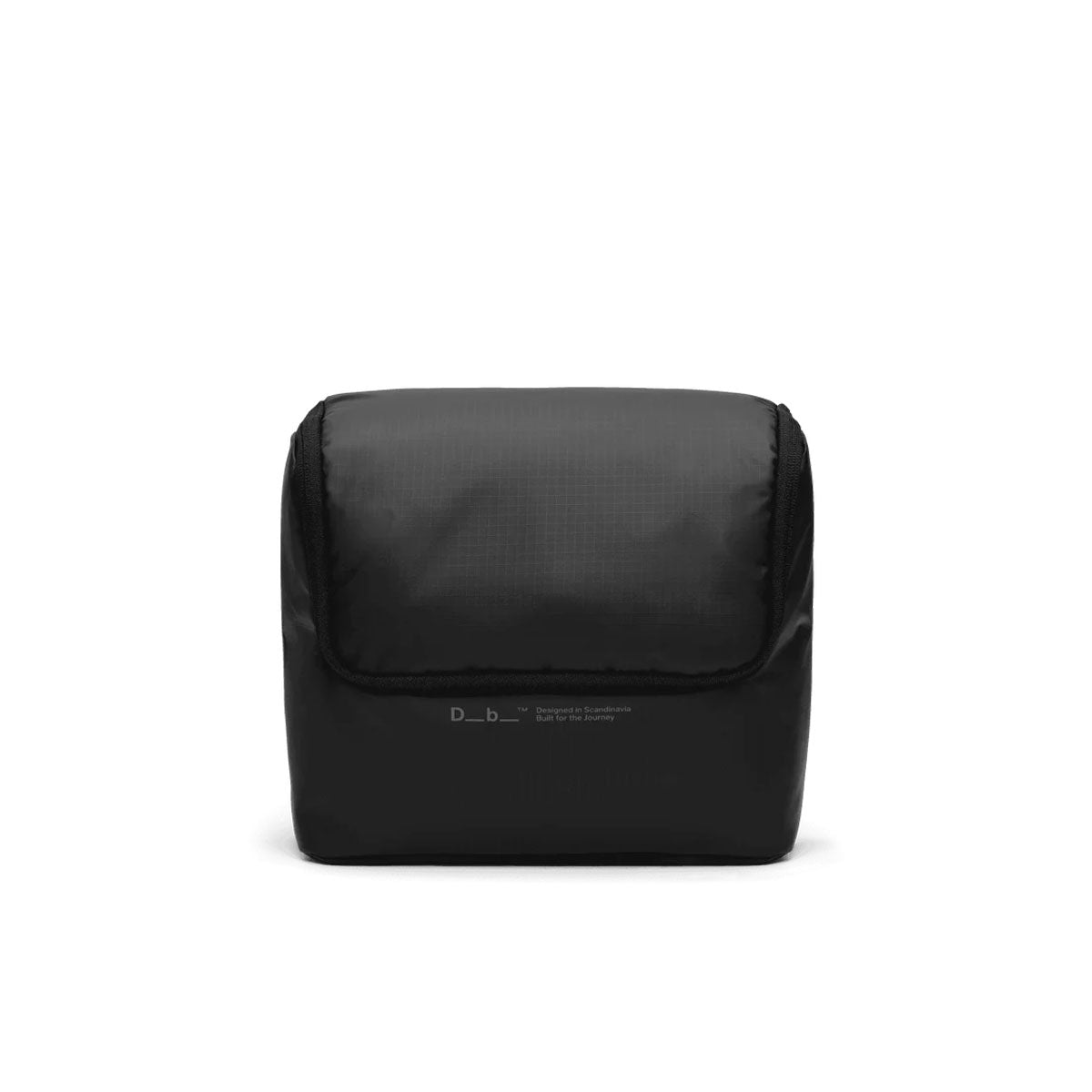 Db Journey : Essential Washbag Medium : Black Out