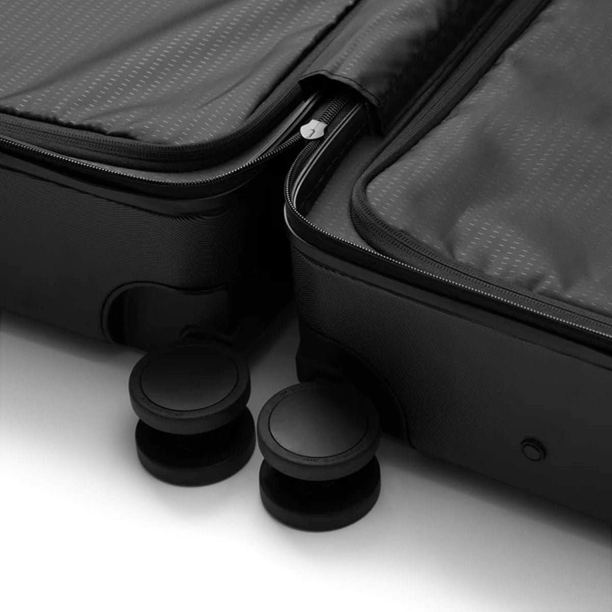 Db Journey : Ramverk Front-access Carry-on : Black Out