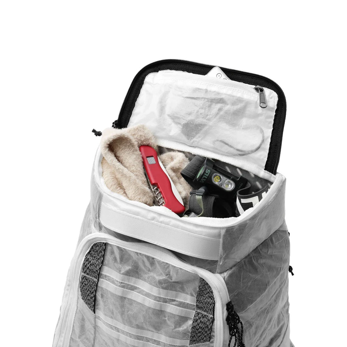 Db Journey : Weigh Lighter Hugger Backpack 30L : Monochrome
