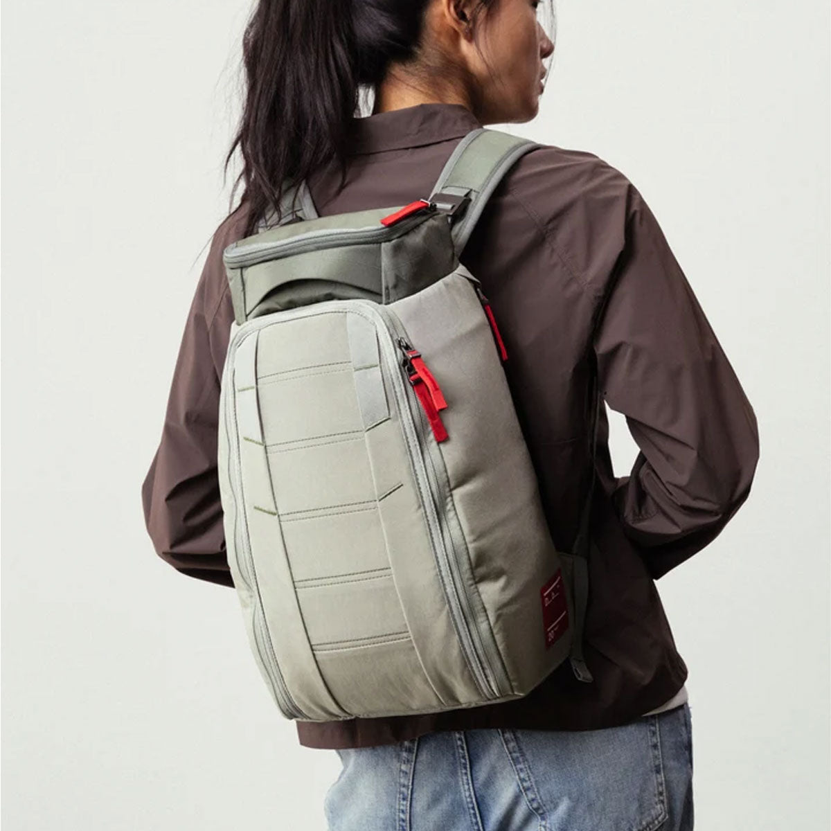 Db Journey : Hugger Backpack 20L : Basil Green
