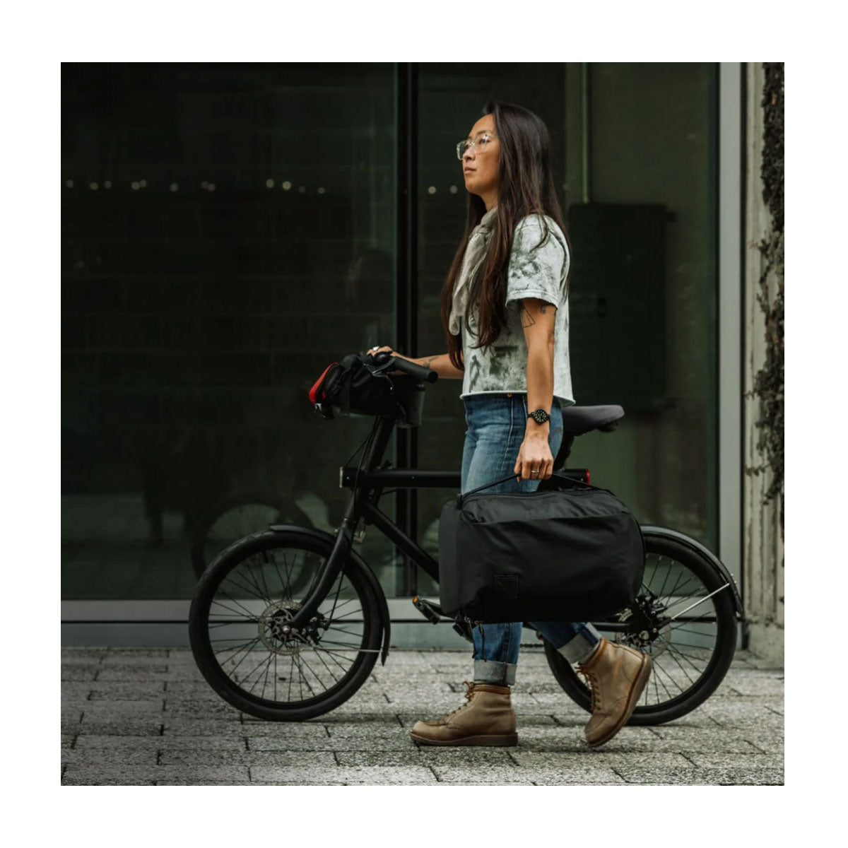 Civic Panel Loader 16L CPL16 by EVERGOODS | The Bag Creature