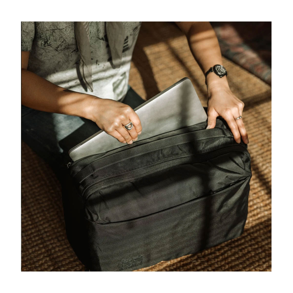 [PO] EVERGOODS : Civic Panel Loader 16L : Solution Dyed Black