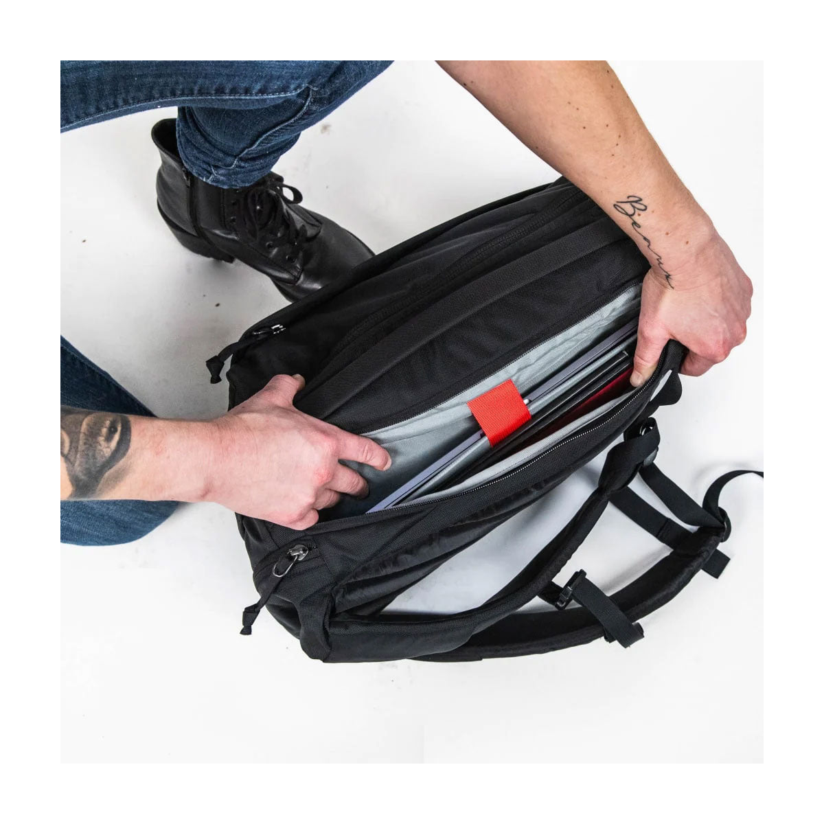 [PO] EVERGOODS : Civic Panel Loader 16L : Solution Dyed Black