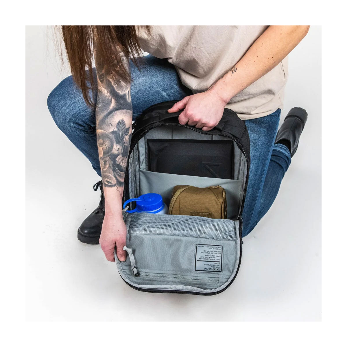 [PO] EVERGOODS : Civic Panel Loader 16L : Solution Dyed Black