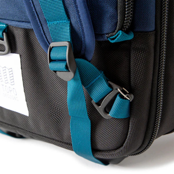 Topo Designs : Global Travel Bag Roller 44L : Navy/Sahara