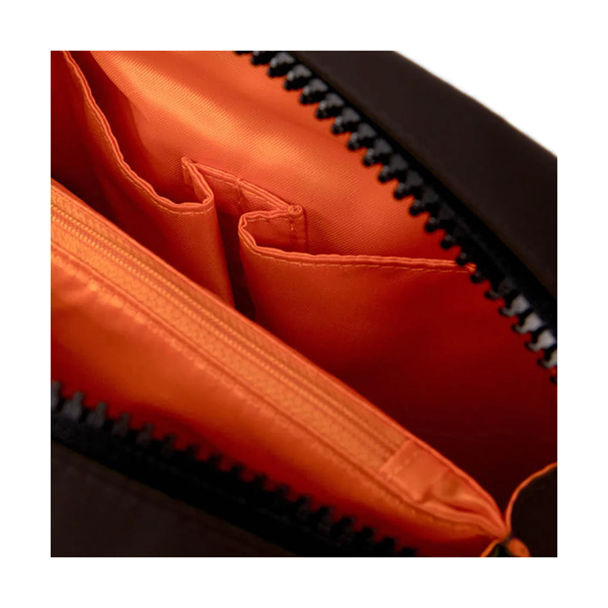 Floyd : Wash Kit : Bronco Brown