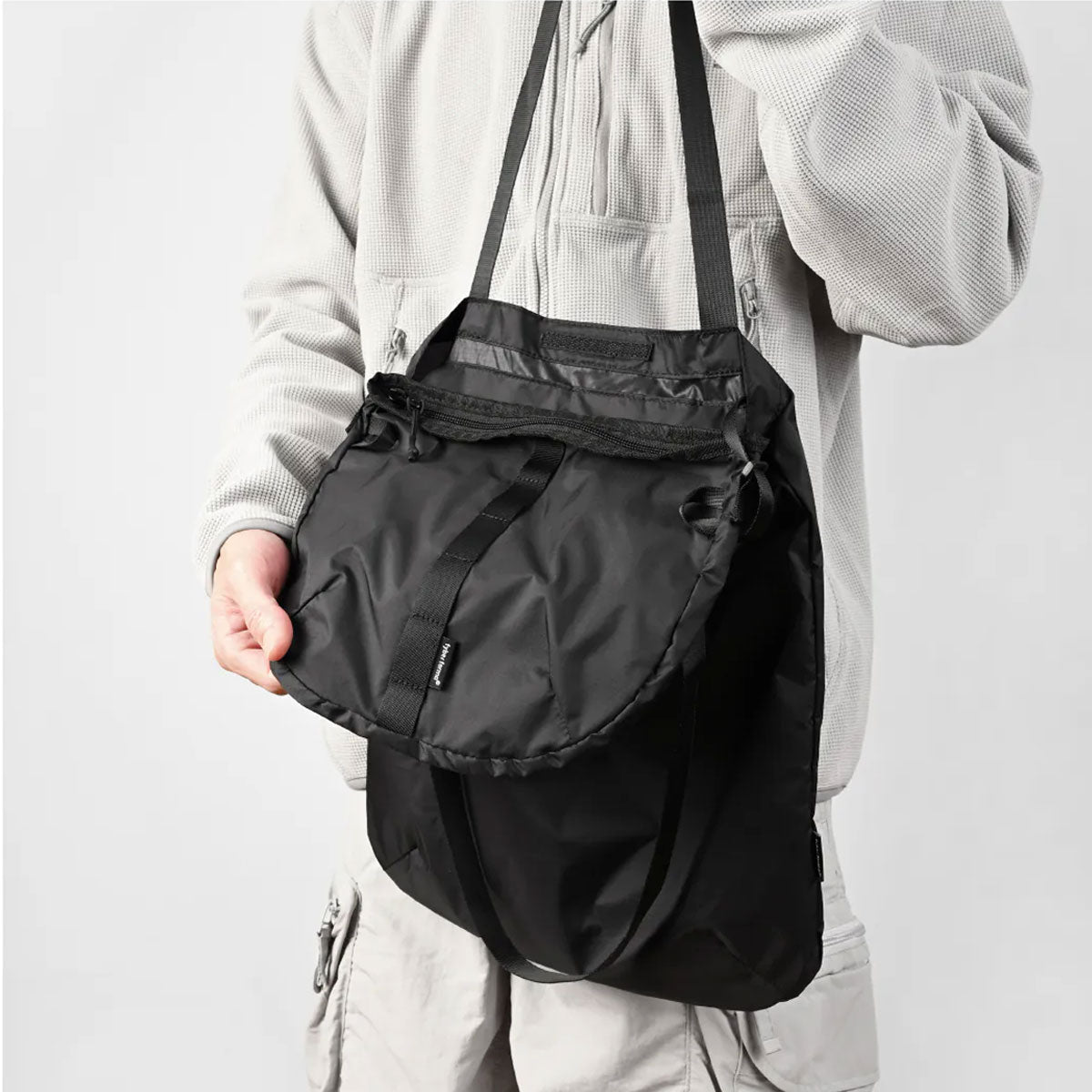 Fyber Forma : FLIPP V2 Sacoche to Tote (4L-12L) : Black