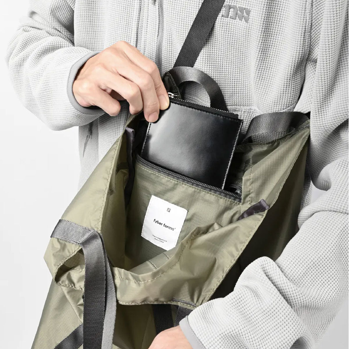[PO] Fyber Forma : Foldpack Tote 18L : Black