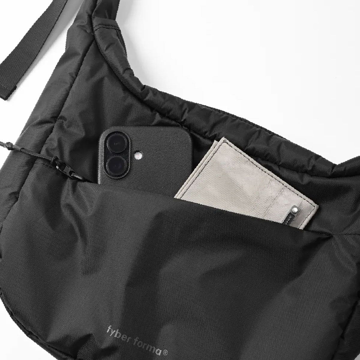 [PO] Fyber Forma : Puff Cross Padding Bag 5L : Black