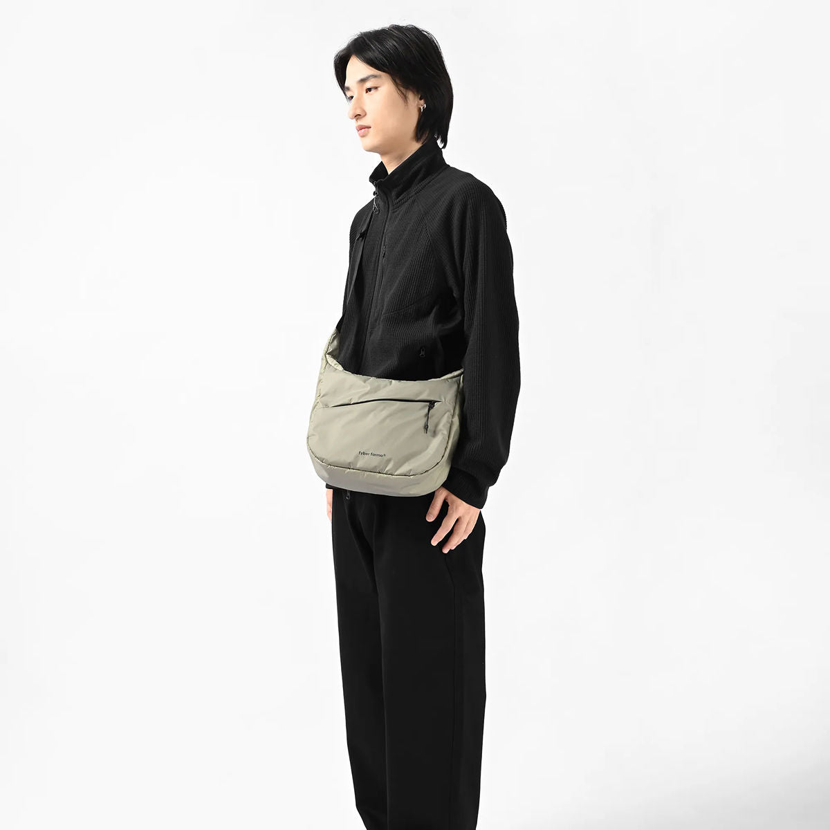 Fyber Forma : Puff Cross Padding Bag 5L : Khaki Green