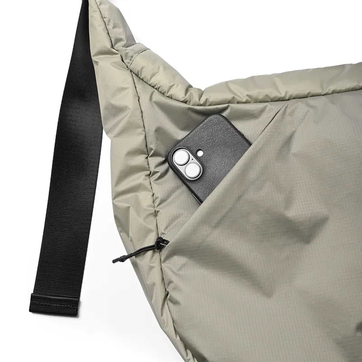 [PO] Fyber Forma : Puff Hobo Padding Bag 18L : Khaki Green