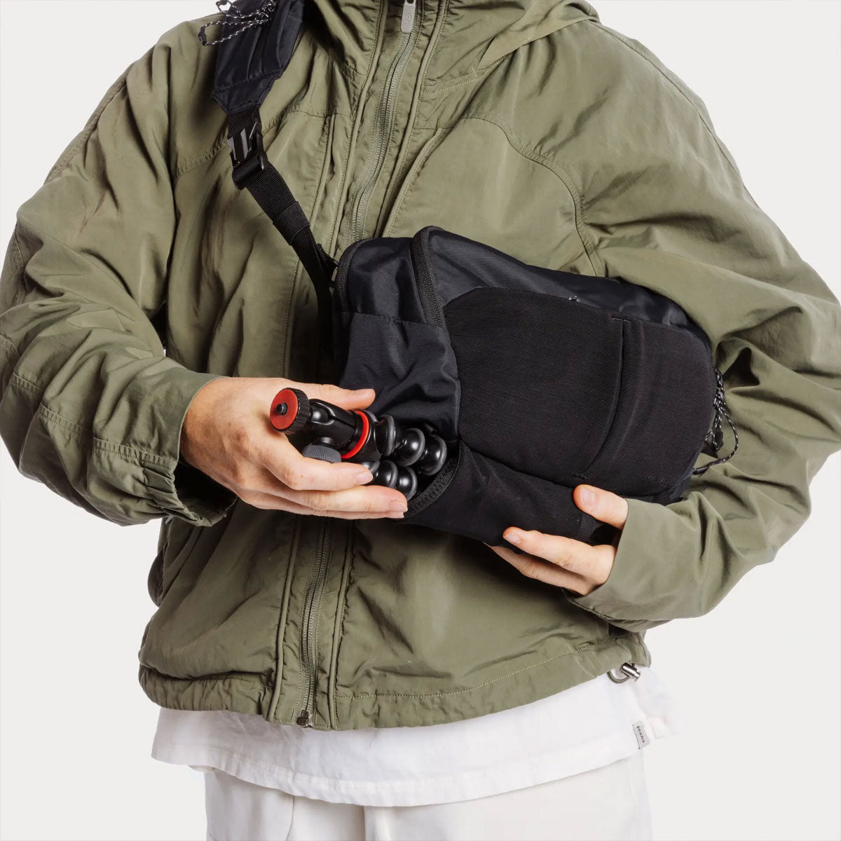 Moment : Balance 7L Camera Sling : Black