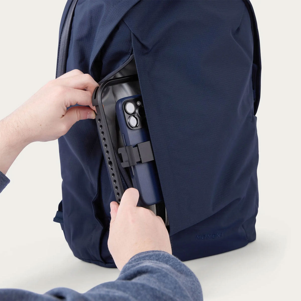 Moment : Everything Backpack : Navy